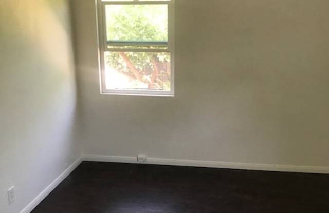 3971 East 6th Street - 3971 1/4 Gallery 4