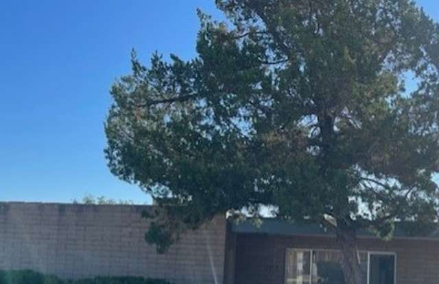 Reduced 2 Bedroom apartment Includes Water Sewer  Trash Contact Property Pros Property Management - 1055 South 13th Street, Cottonwood, AZ 86326
