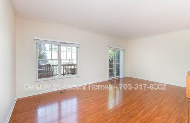 7026 Fieldhurst Ct. Gallery 2
