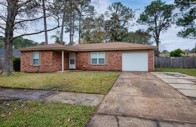 Charming 3 Bedroom Home in Pine Meadows – Prime Fort Walton Beach Location photos photos Charming 3 Bedroom Home in Pine Meadows – Prime Fort Walton Beach Location photos photos