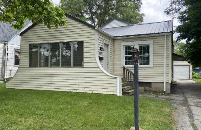 1317 Grant St photos photos