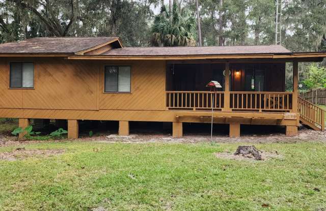 Charming 3 Bedroom, 2 Bath! photos photos