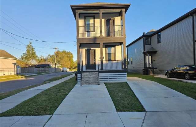 2543 FATS DOMINO Avenue photos photos