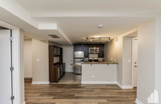 1912 North Lincoln Park West photos photos