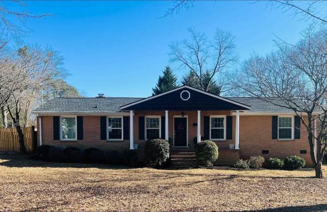 7 Vanderbilt Circle - 7 Vanderbilt Circle, Greenville, SC 29609
