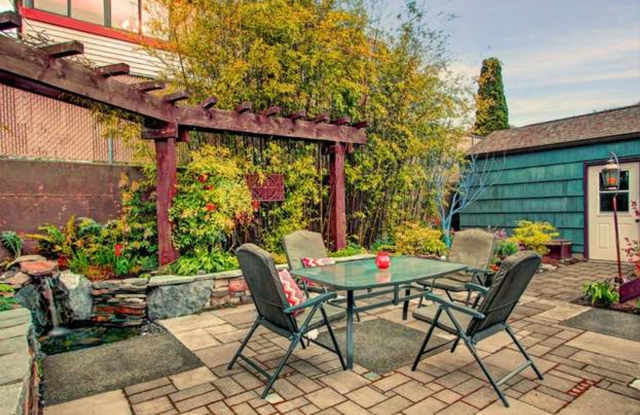 Beautifully Maintained Ballard Tudor photos photos