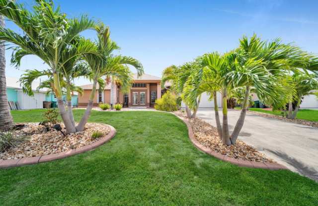 3505 Surfside Boulevard photos photos
