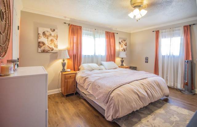 5219 9th Street photos photos