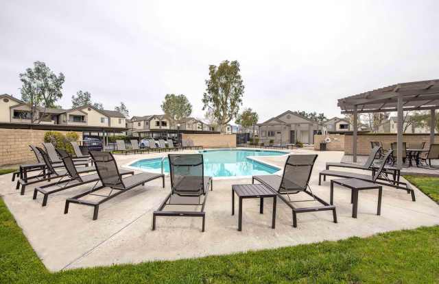 Shadow Canyon Apartments Gallery 1
