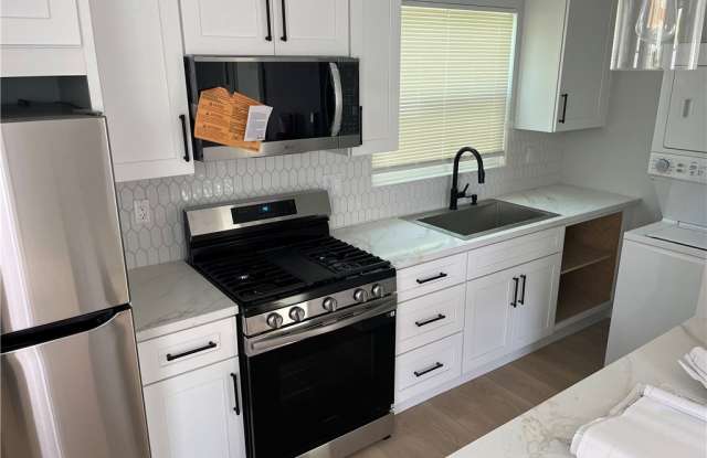 12119 Kalnor Avenue photos photos