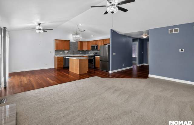 Charming 2BR House in Momence Gallery 4