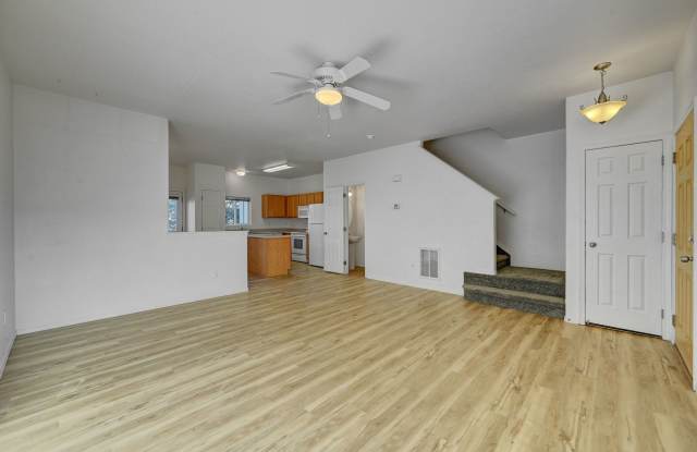 10535 Country Park Point Gallery 4