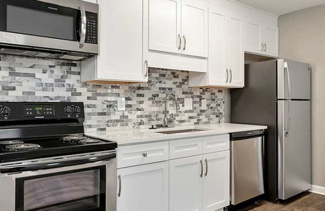 Arbor Creek Apartment Homes photos photos