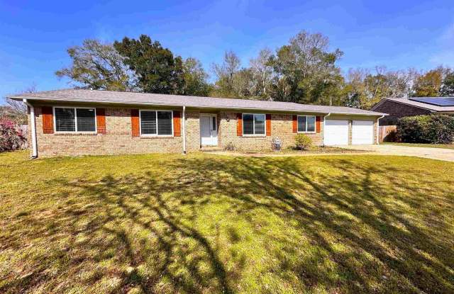 5932 Schofield Dr - 5932 Schofield Drive, Myrtle Grove, FL 32506