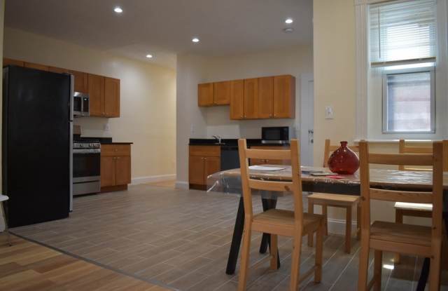 16 Glenville Avenue - 2 photos photos