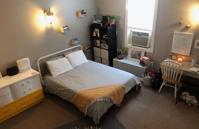 Studio style apartment downtown Troy - 208 North Three Notch Street, Troy, AL 36081