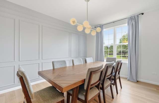 27109 Rustic Wood Lane Gallery 3
