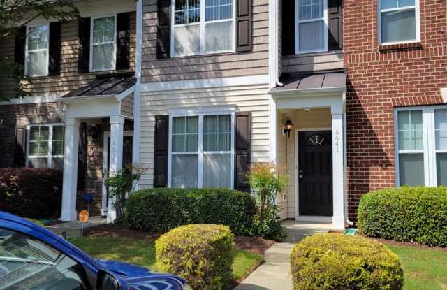 Beautiful 2Br 2.5Ba Townhome in North Raleigh! Available Now! photos photos