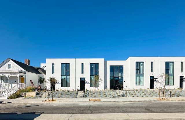 The Newton Gallery 3