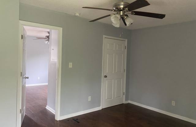 108 Wilshire Avenue Southwest - 1 Gallery 2
