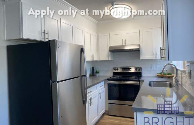 Recently Renovated 2 Bedroom 1 Bath, Two-Level Apartment-Great Midtown location! photos photos