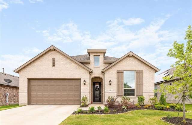 1101 Chatsworth Drive photos photos