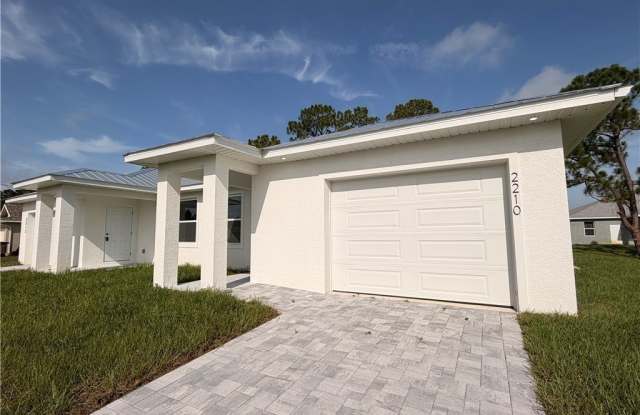 2212 Armour Road Gallery 3