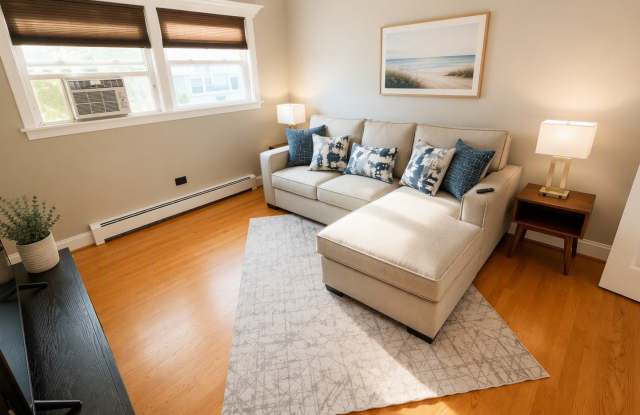 4932 Leonard Drive Gallery 3