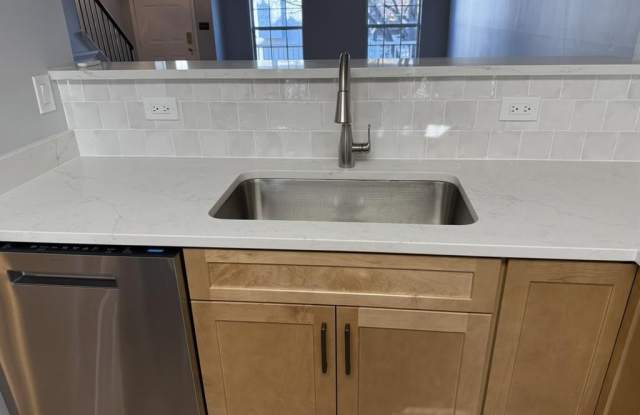 1458 FLATWOOD CT Gallery 4