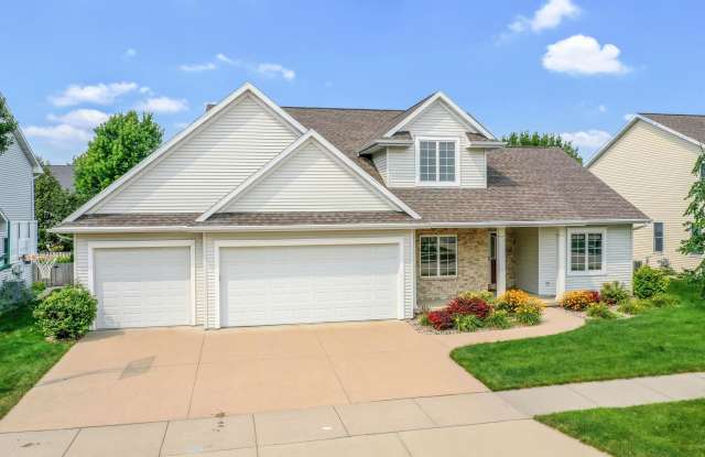 3206 East Sableridge Drive - 3206 East Sableridge Drive, Appleton, WI 54913