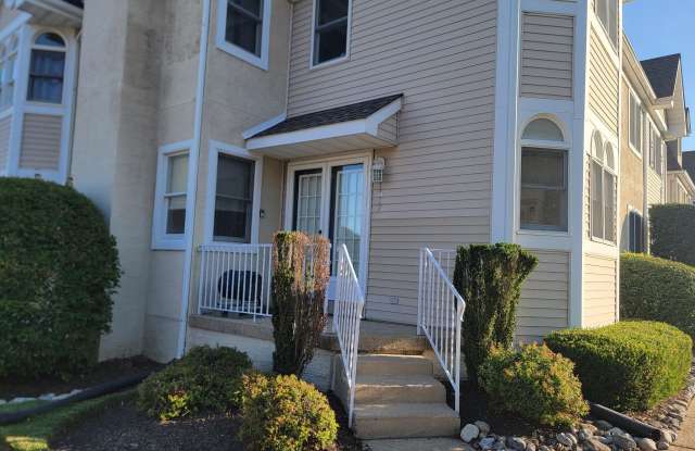 1417 KATHLEEN Court Gallery 2