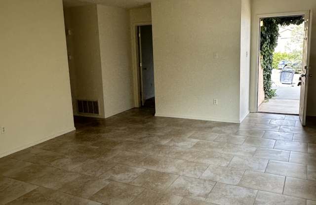 11012 Hackamore Avenue Southwest Gallery 3