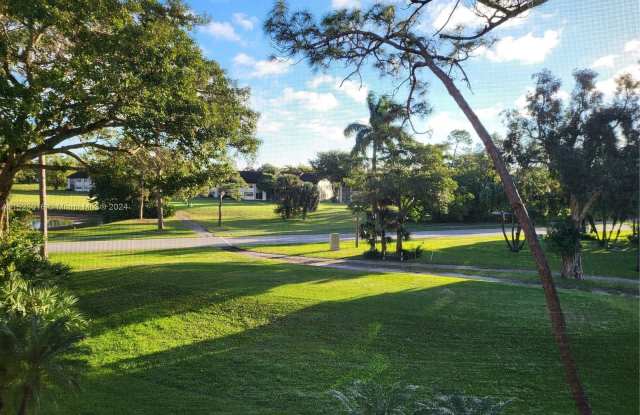 4820 W Lucerne Lakes Blvd W - 4820 Lucerne Lakes Boulevard West, Palm Beach County, FL 33467