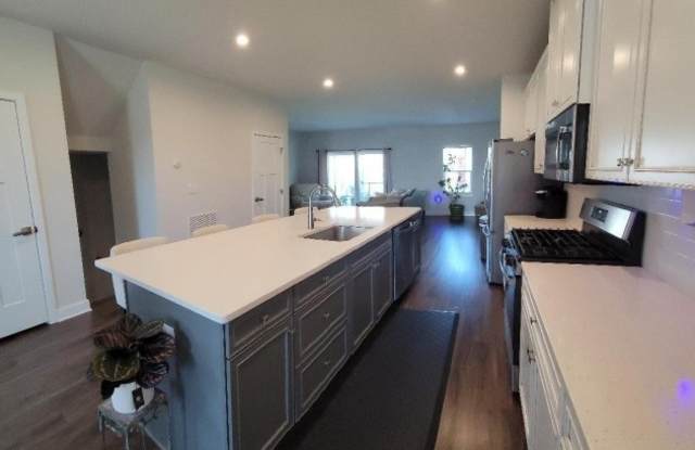 16 Clausen Ct Gallery 3