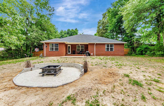121 Hillwood Drive photos photos