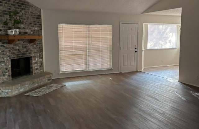9619 Annandale Gallery 2