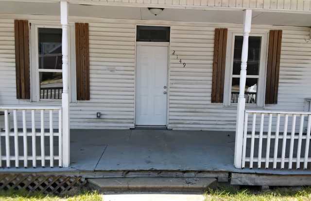 2 Bed, 1 Bath home for rent photos photos