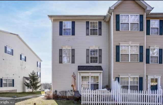 8023 BROOKSTONE Court Gallery 1
