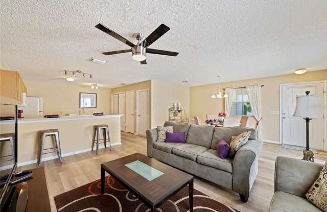 8221 SE 169TH PALOWNIA Loop Gallery 4