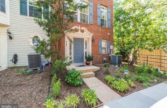 5807 PEARSON Lane Gallery 1