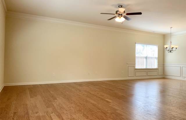 3357 Greyhawk Crossing Gallery 3