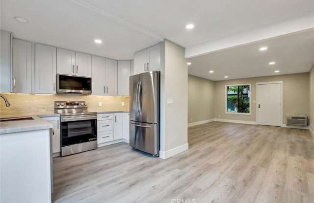93 Streamwood photos photos