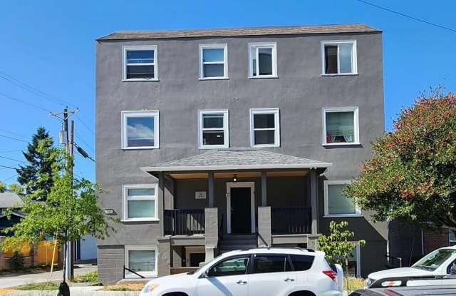 Adams Apartments photos photos
