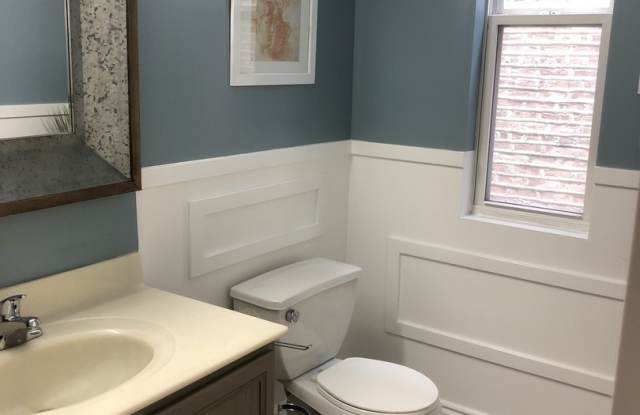 1450 North Talman Avenue Gallery 4