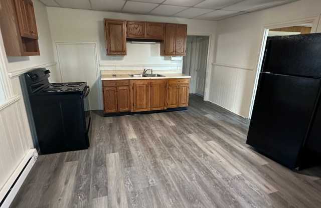 1 - Bedroom Available in Rural Carlisle! Gallery 1