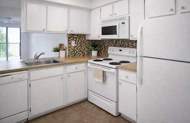 1248 S Military Trail unit: 1725 photos photos