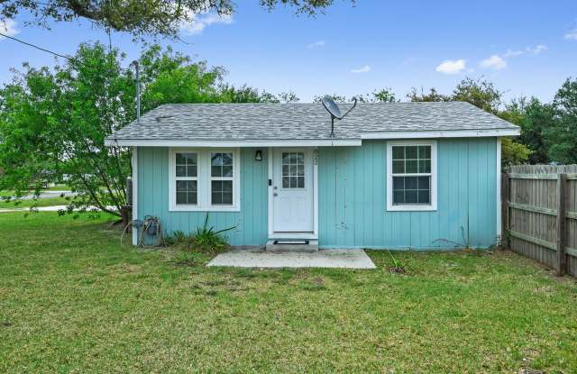822 N Ann St photos photos