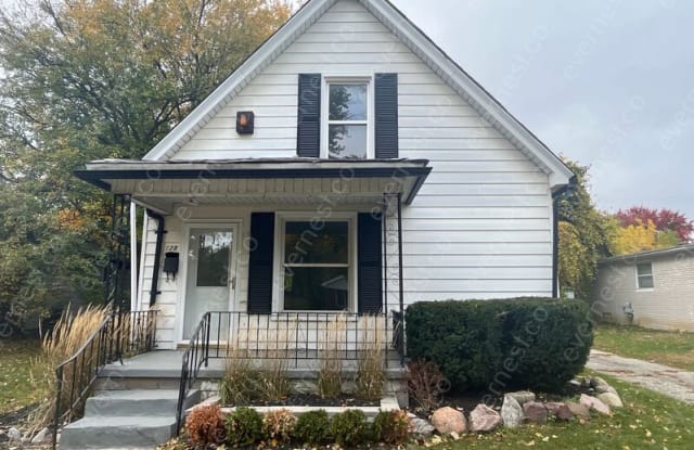 128 Meadle Street - 128 Meadle Street, Mount Clemens, MI 48043