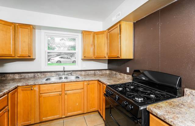 831 Sandra Court - 831 Sandra Court, Racine, WI 53403