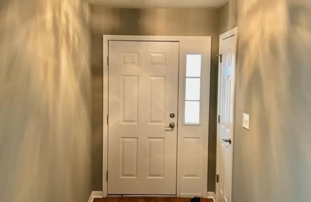 2289 Salem Park Dr Gallery 2